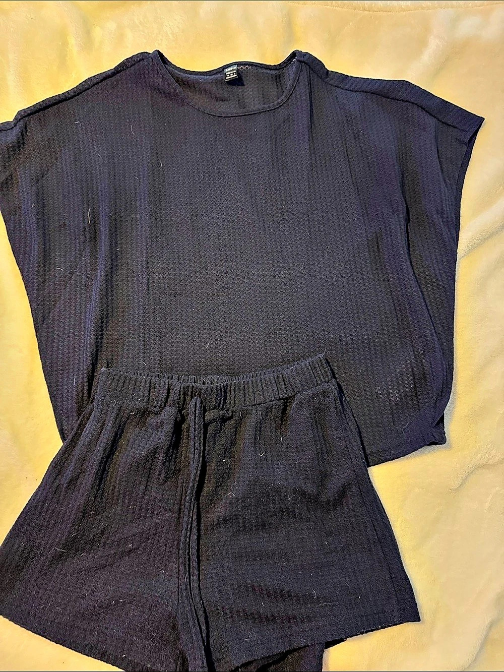 SHEIN Two-Piece Lounge Set in Black Size Medium Like New